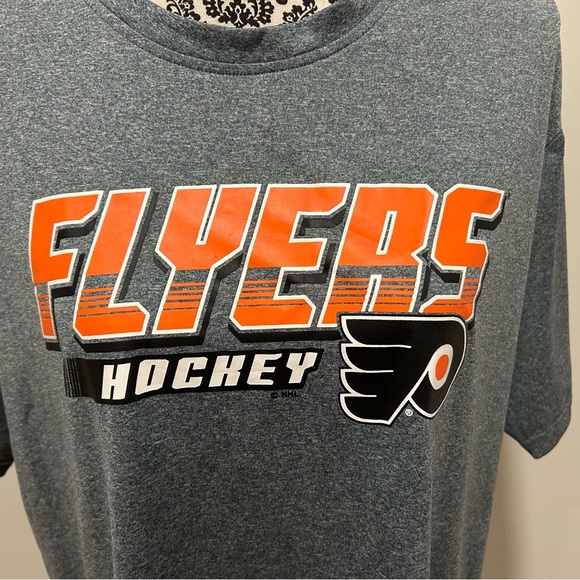 Flyers Hockey T-shirt - size XL men’s - New w/o tags - Picture 4 of 8